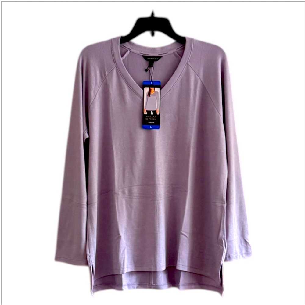 Banana Republic Womens' Long Sleeve V-Neck Top